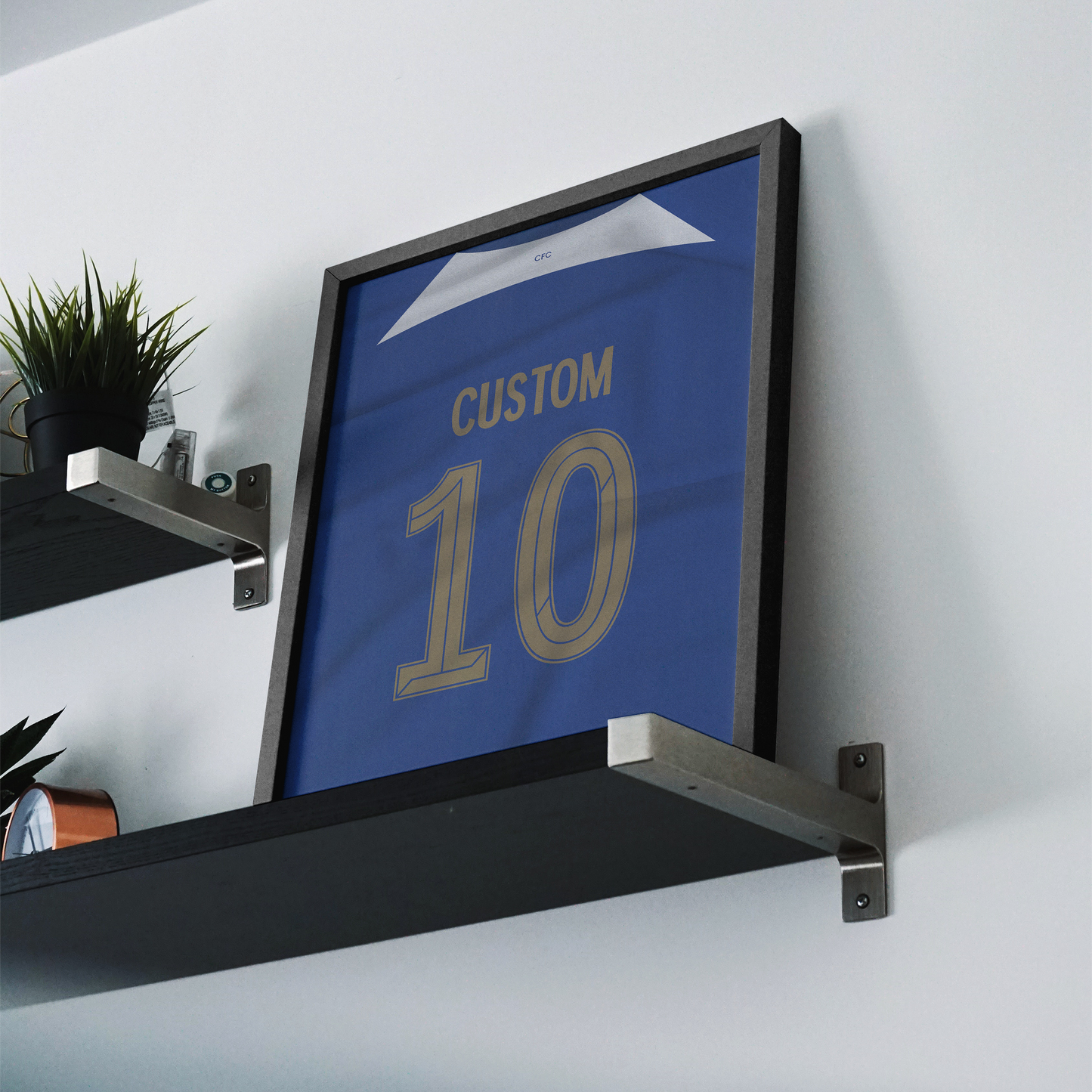 פוסטר חולצה בעיצוב אישי - צ׳לסי בית 23/24